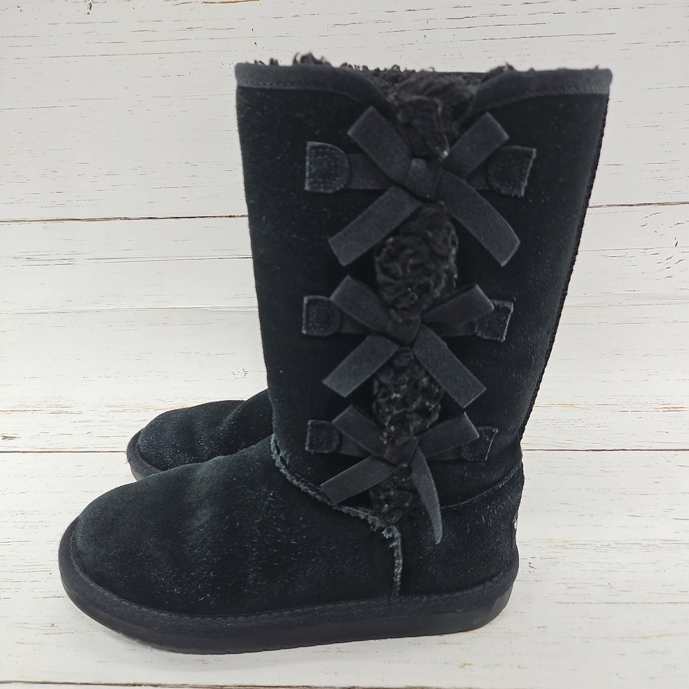 Koolaburra UGG Victoria Tall Boots Girls Size 2 Black Suede Sheepskin Bows